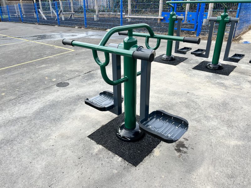 Salfords Primary School Garden Gym