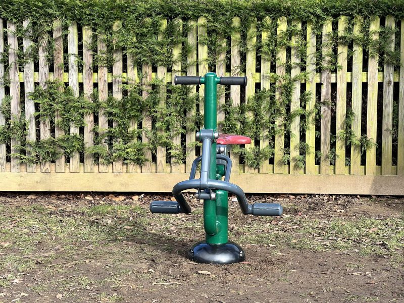 outdoor childrens fitness equipment