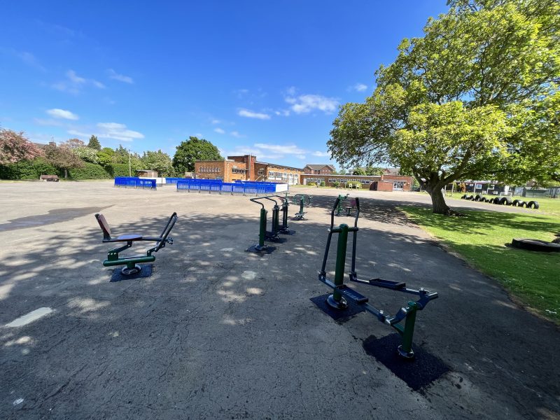 childrens outdoor gym equipment prices